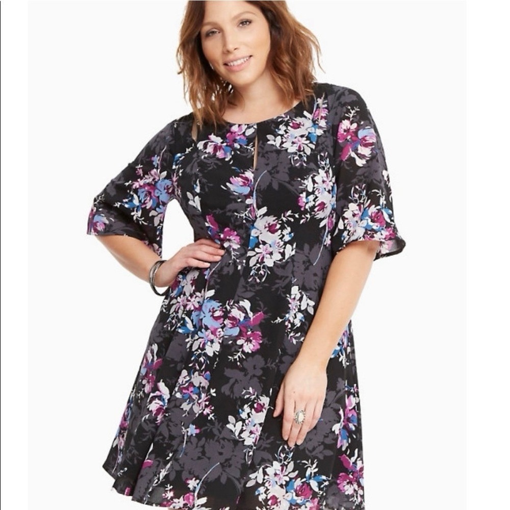 Torrid Purple Blue Floral Georgette Flutter‎ Sleeve Dress Size 24